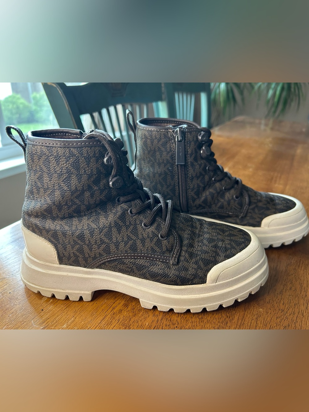 Michael Kors Kids Payton Monogram Chunky Lug-Sole Combat Boots Sz 3
